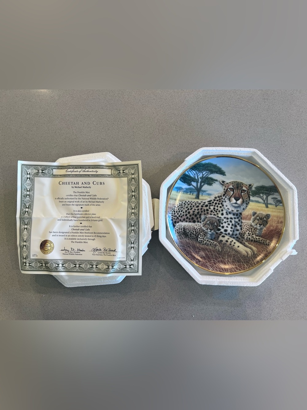Cheetah and Cubs collective Limited edition plate National Wildlife Federation